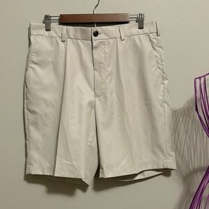 Brooks Brothers Cream Flat-Front Men's Shorts